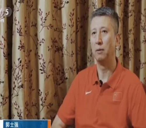 狂轰35分14助率队夺冠！前同曦小外援成香饽饽郭士强有意考察归化