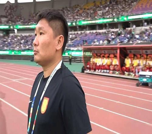 中超大冷门升班马4战0败升第二去年还在踢中甲前中超冠军2连败