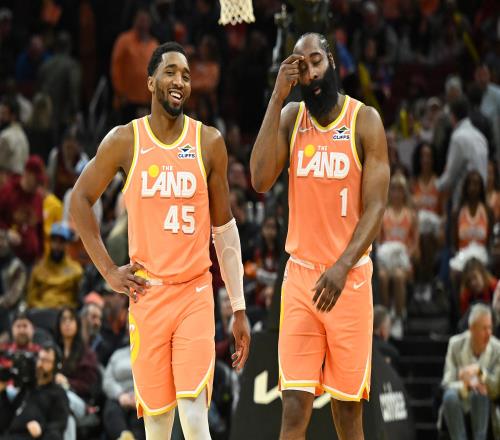 铁林说骑士和火箭只是纸上谈兵的强队外行人才幻想他们能闯入季后赛_NBA直播