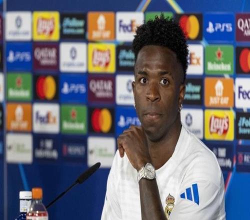 维尼修斯：会在合适的时机完成续约，想在皇马再待很多年