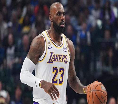 单核轰30+15+9仍无力回天!41岁勒布朗续命球连打铁湖人难稳第三