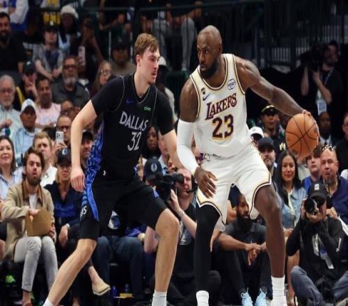 弗拉格轰45+8+9！生涯40+场次超越同龄詹姆斯