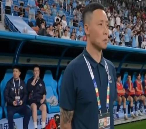 陈涛：祝贺我们的球员，这场比赛大家把全部能量都发挥了出来