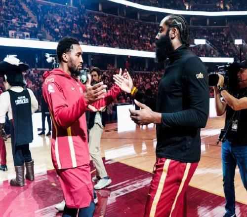 哈登28+7+4制胜骑士横扫步行者冲东部前三交易登哥后胜率75%