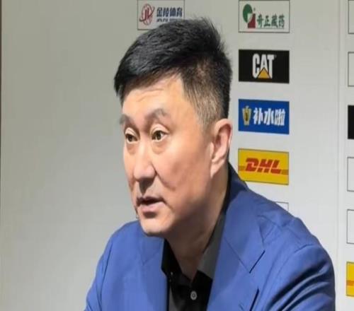 输山东发布会！杜锋直指双外受伤影响轮换，徐杰寄语更主动担责！