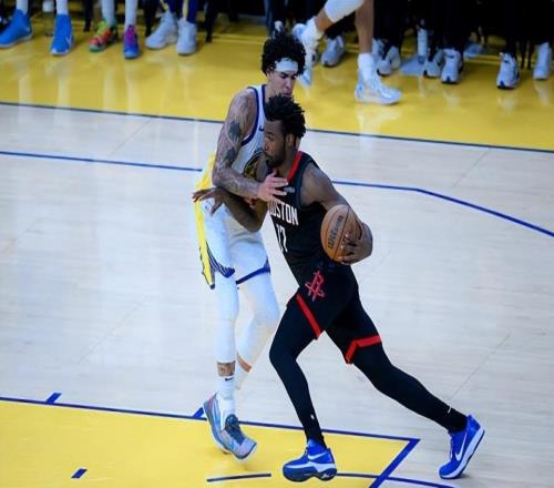 又一次打出了灾难级表现！火箭锋线新星到底什么时候才能真正回暖