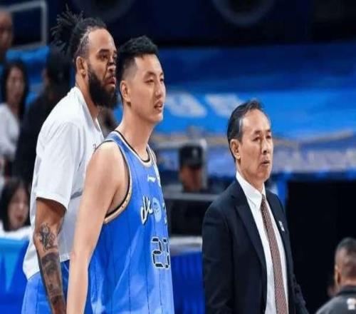 邱彪有麻烦了！剩7场比赛，对手全是狠角色，媒体人：能赢3场算赚