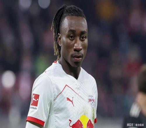 豪掷6000万欧元！英超双雄围剿巴萨，疯抢19岁足坛天才