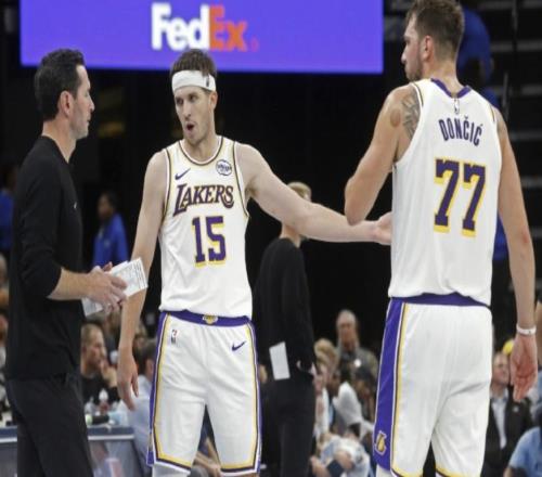 跟东契奇一起去欧洲！里夫斯拼尽全力，也想尽快复出