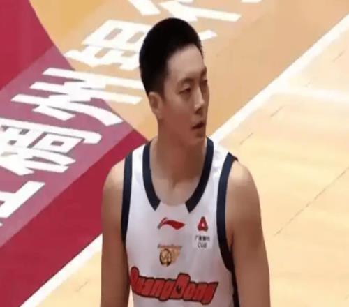 广东客场负三连败山东，外援低迷阵容缺陷暴露无遗