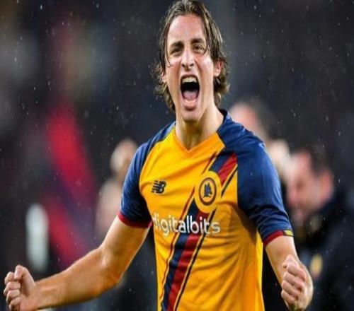 死里逃生!穆帅爱将戴心脏除颤器踢英冠,阿森纳球星陪他伦敦漂