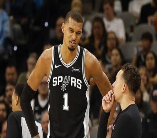 医学专家谈文班伤情：肋骨挫伤通常不会缺席太久平均缺阵约4天