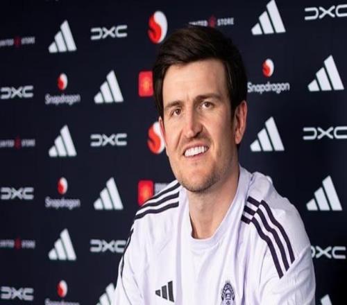 邮报:马奎尔与曼联降薪续约冬窗他拒绝了米兰与沙特俱乐部