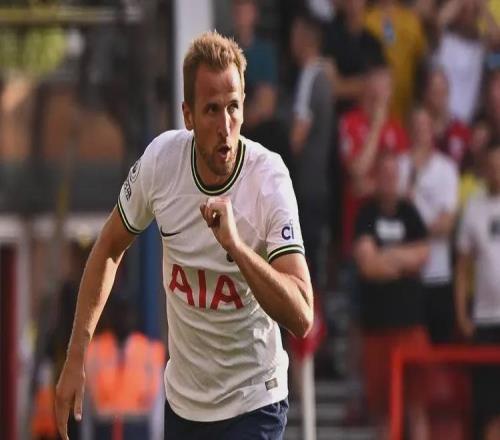 40年尘封纪录被他22秒击碎！但凯恩一句话，让所有掌声都安静了！