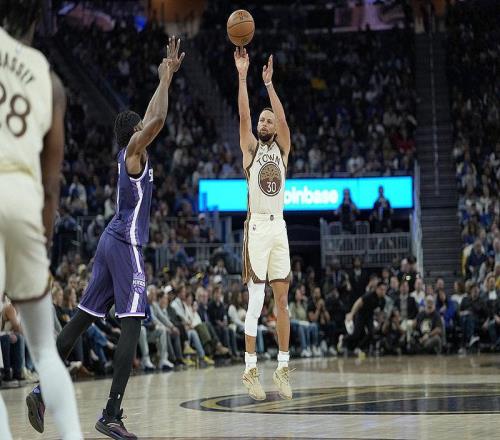 勇士110105国王结束4连败