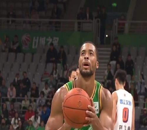 辽宁男篮战胜福建男篮,赛后收获三大惊喜,新大外无缝衔接,冲击八强