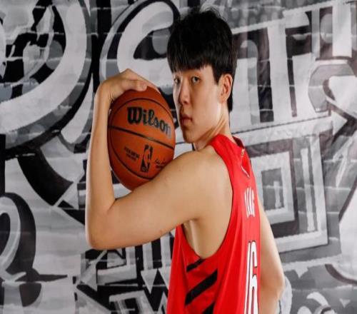 队记：瀚森新秀赛季未达预期但仍是球队核心资产