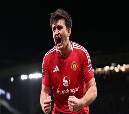 马奎尔续约1年：3年前差点被扫地出门，如今成新帅救命稻草