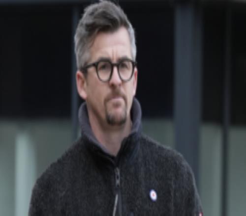 前英超中场被控球场伤人，9月开庭