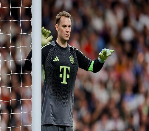 门将的GOAT！40岁传奇9神扑让皇马绝望周薪40万镑拜仁仍求着续约