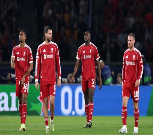 利物浦02巴黎：34岁范戴克被迫当边锋用