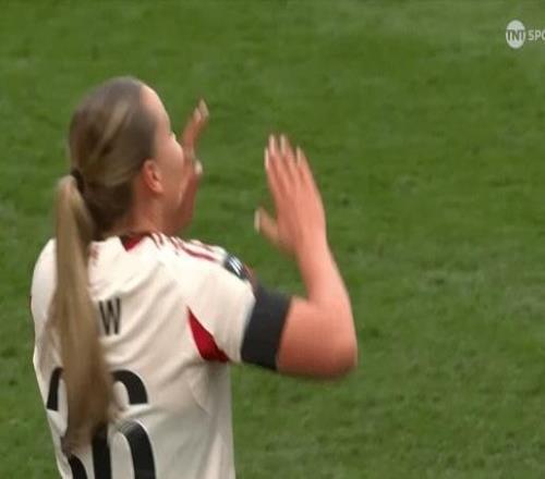 利物浦女足114分钟绝杀，男队球迷集体破防