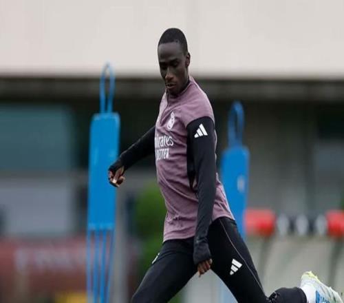 世体：皇马开始备战本周末西甲比赛，门迪全程正常参与训练