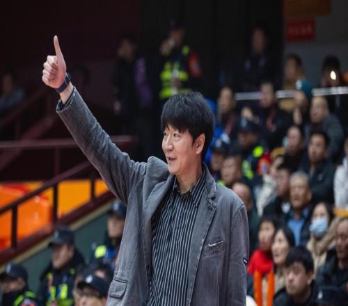 被鲁蜜骂怕了!邱彪凌晨回应被喊“下课”:心凉了,自身水平有限