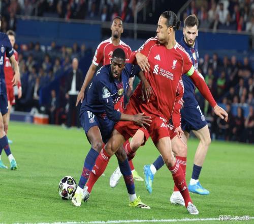 利物浦队长失态！范戴克当众怒斥队友，被批完全没必要