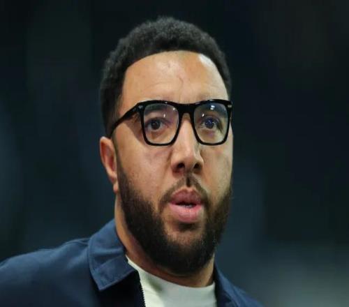 迪尼：基于斯洛特去年赢得联赛冠军，他理应执教完这个赛季