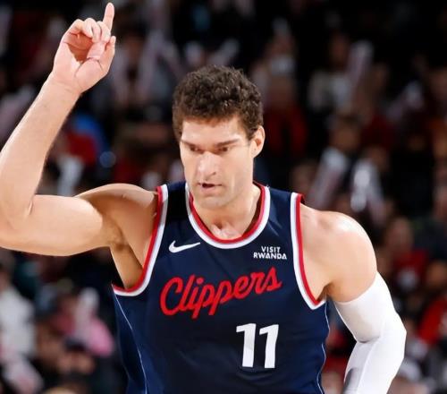 快船几大主力轮换弊端明显！洛佩斯速度慢，邓恩马瑟林神经刀！