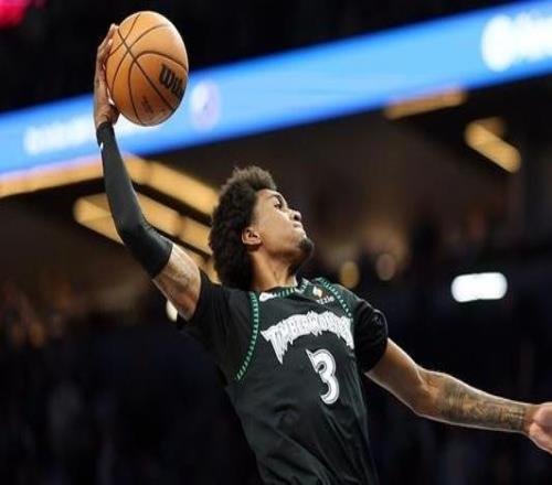 有望复出麦克丹尼尔斯今日对阵魔术出战成疑