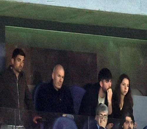 欧冠：齐达内目睹皇马输给拜仁的反应