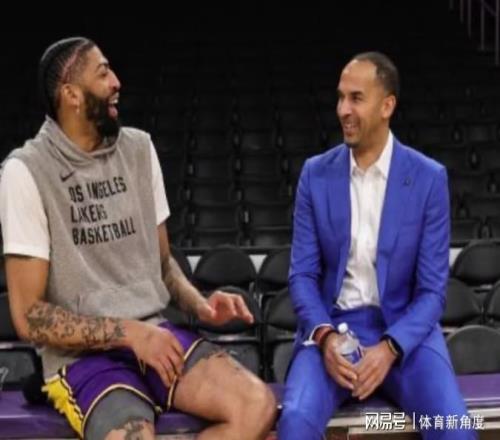 湖独交易内幕曝光,浓眉想搭档东契奇,没想到是自己被卖了