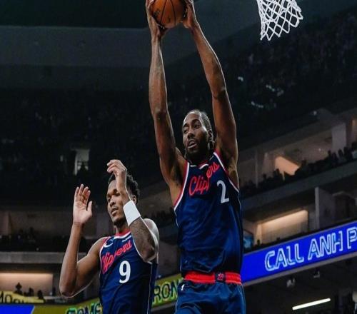 雷霆大胜快船，锁定联盟第一！小卡20分8篮板，快船守住西部第八