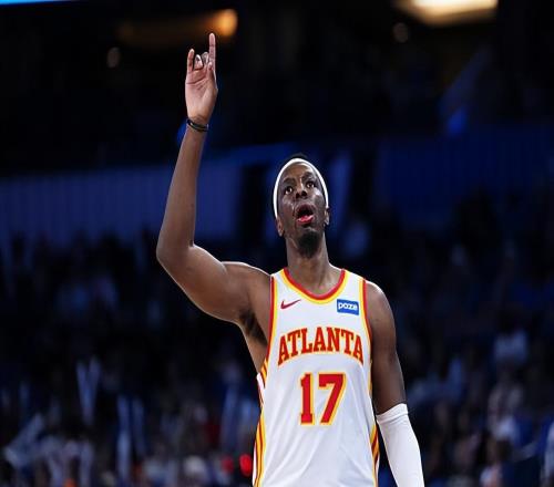 身材严重受限！老鹰先发中锋在防守端简直是被骑士各种打爆